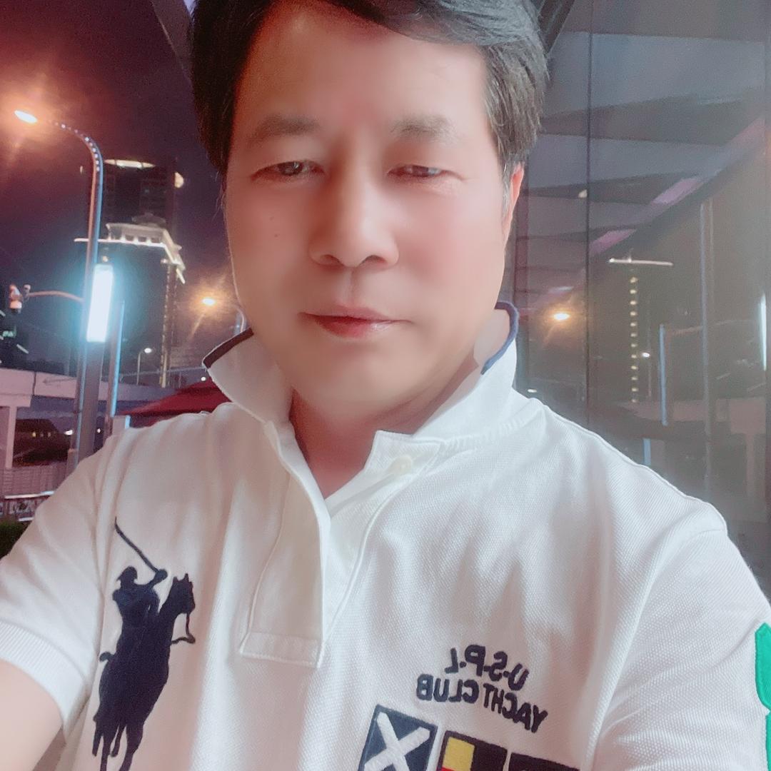 上海硕博科教设备有限公司