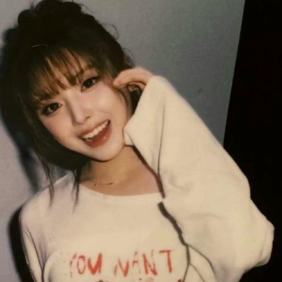 吴海媛的大拇指甲盖（见过nmixx版）