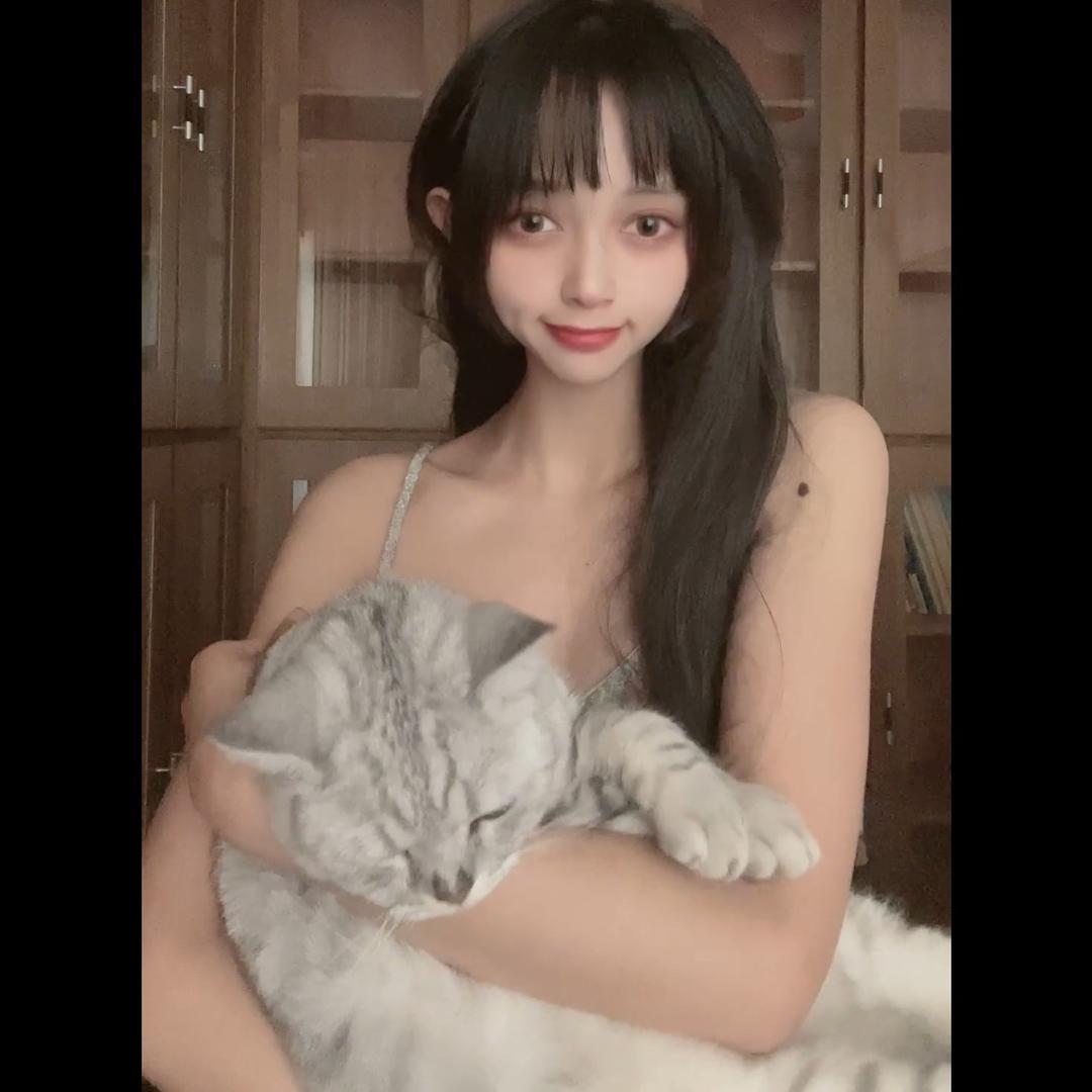 这个妹妹很聪明