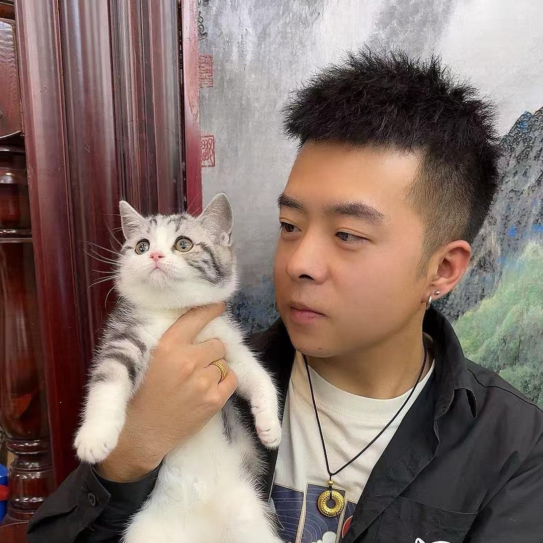 秋雅的猫（朗朗）