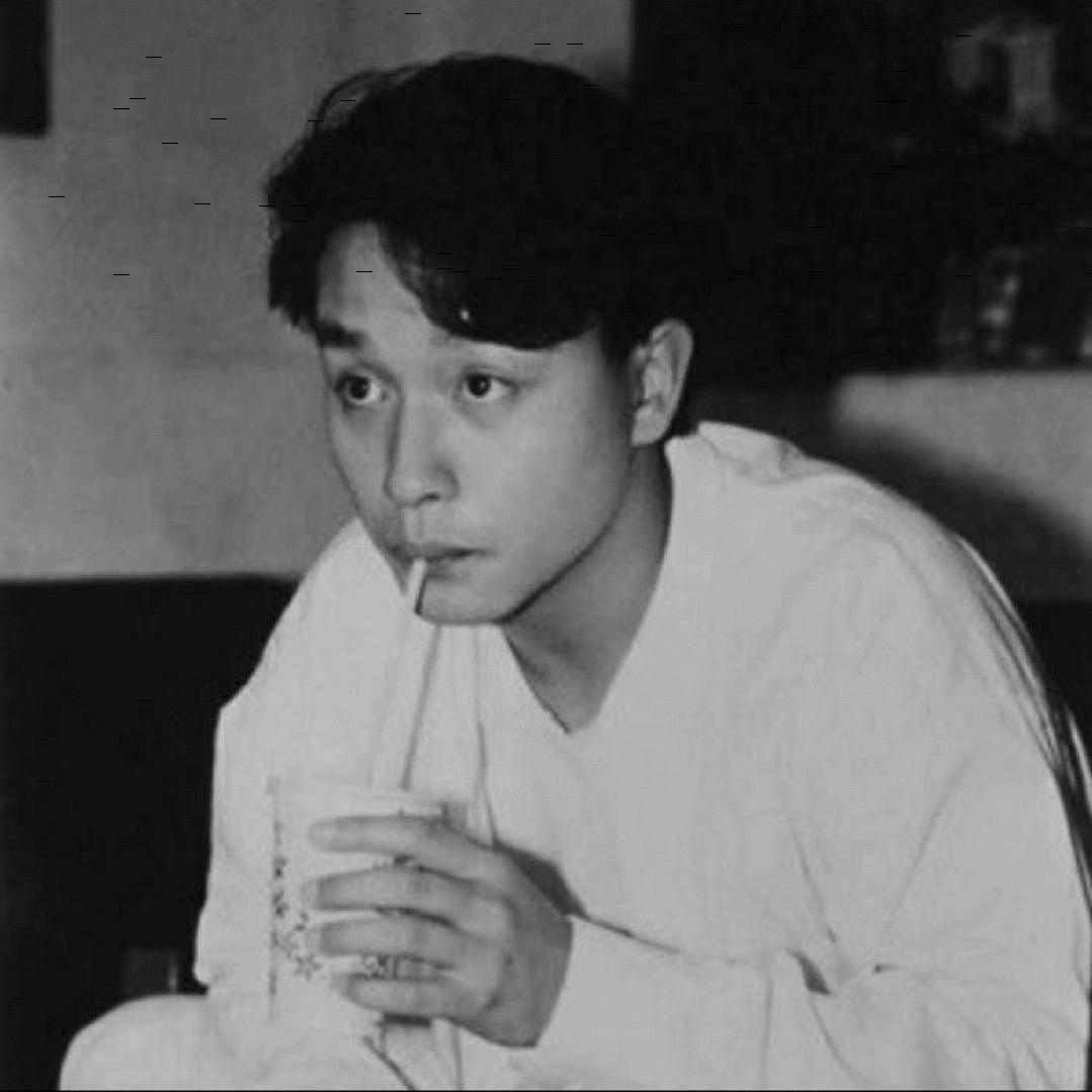 姚不流泪