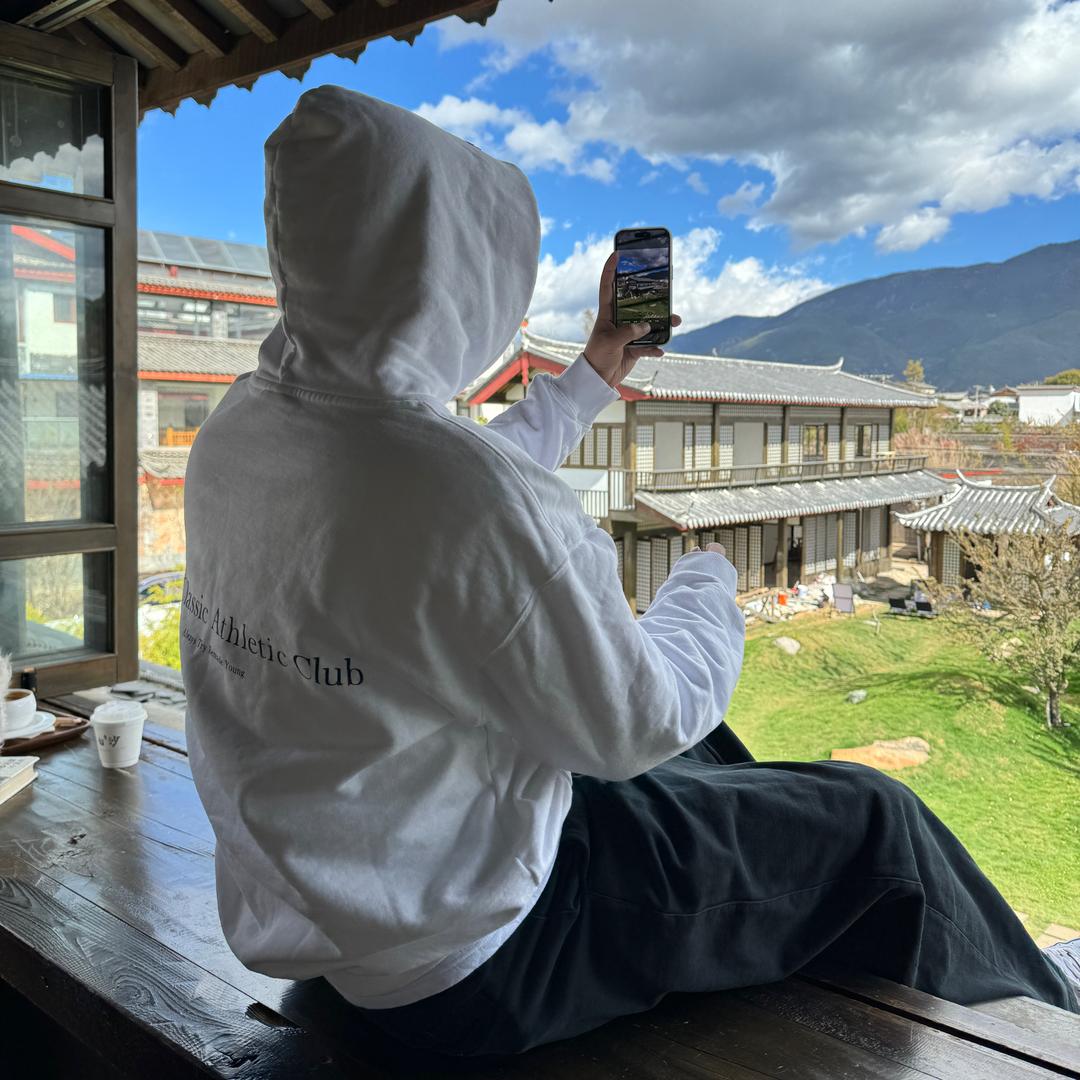 小珞吃不饱