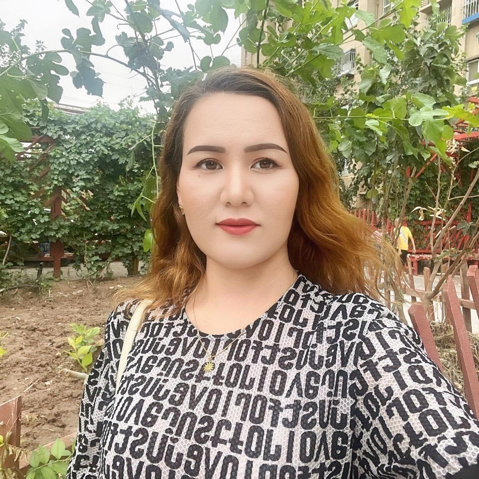 Akliya妈妈