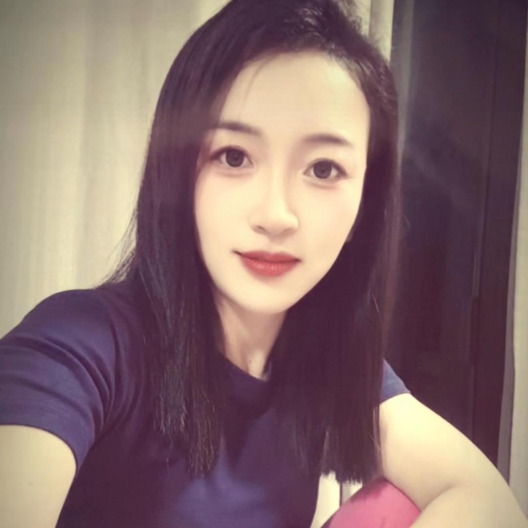 🌹🌿淡然一笑🌹☘️