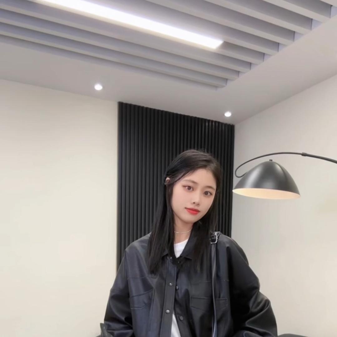 海宁游小姐皮衣工厂店