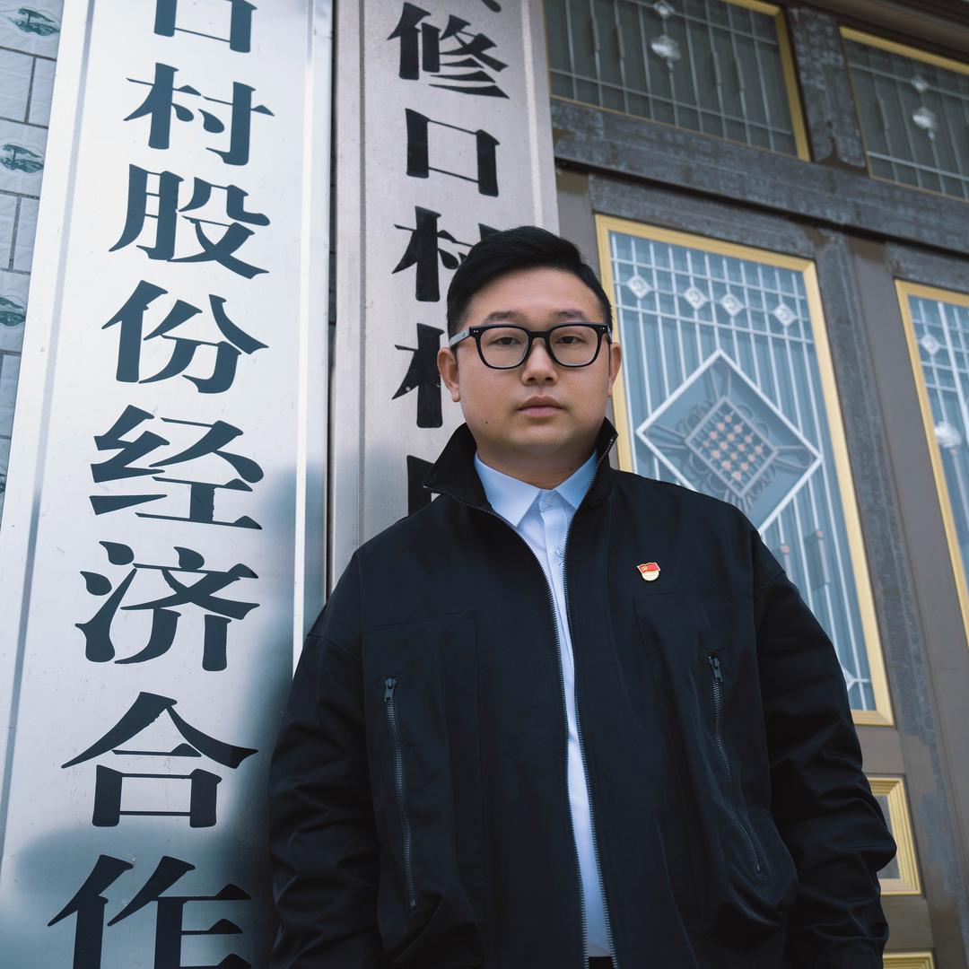 西港化红村干部（涂艳明）