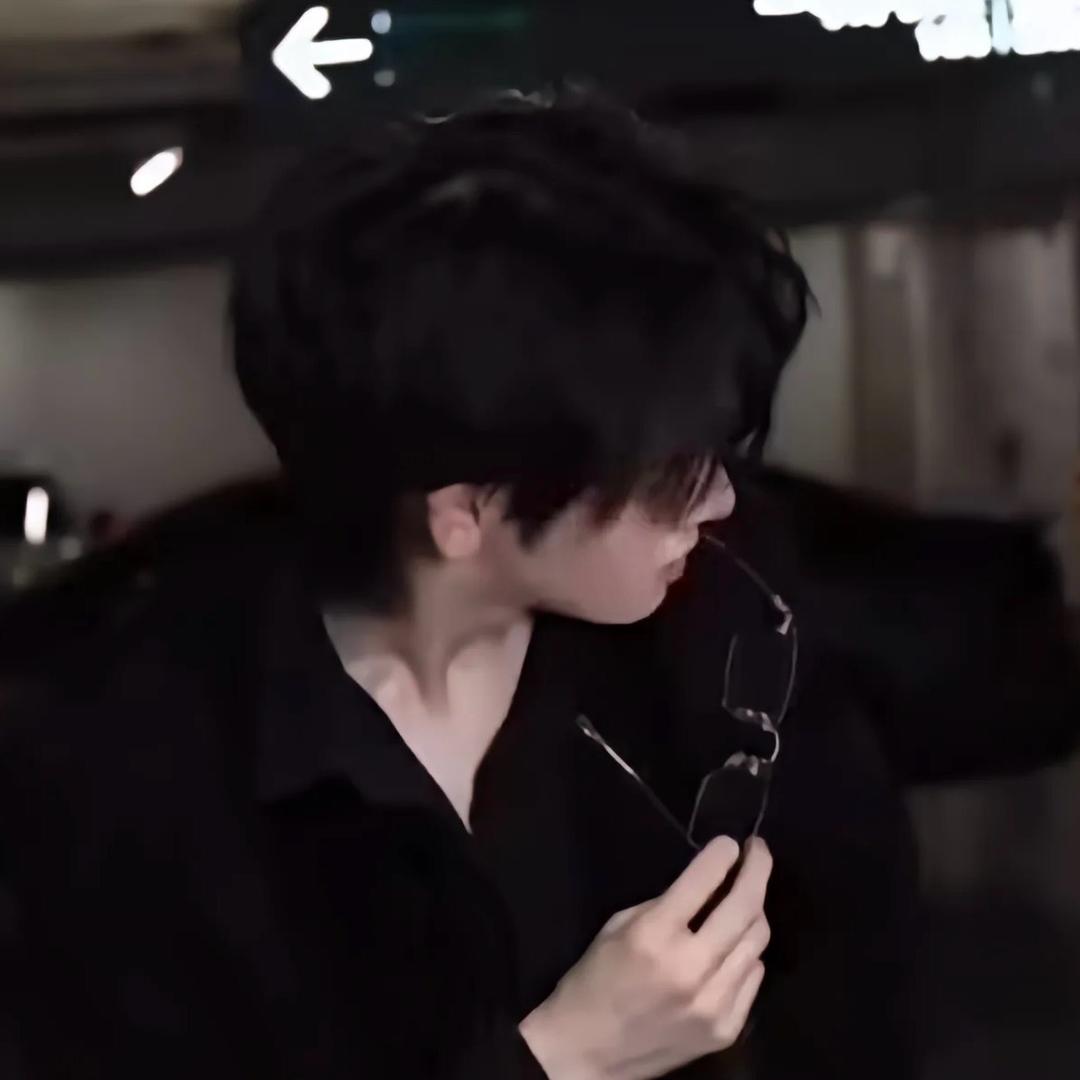 白月光✨头像
