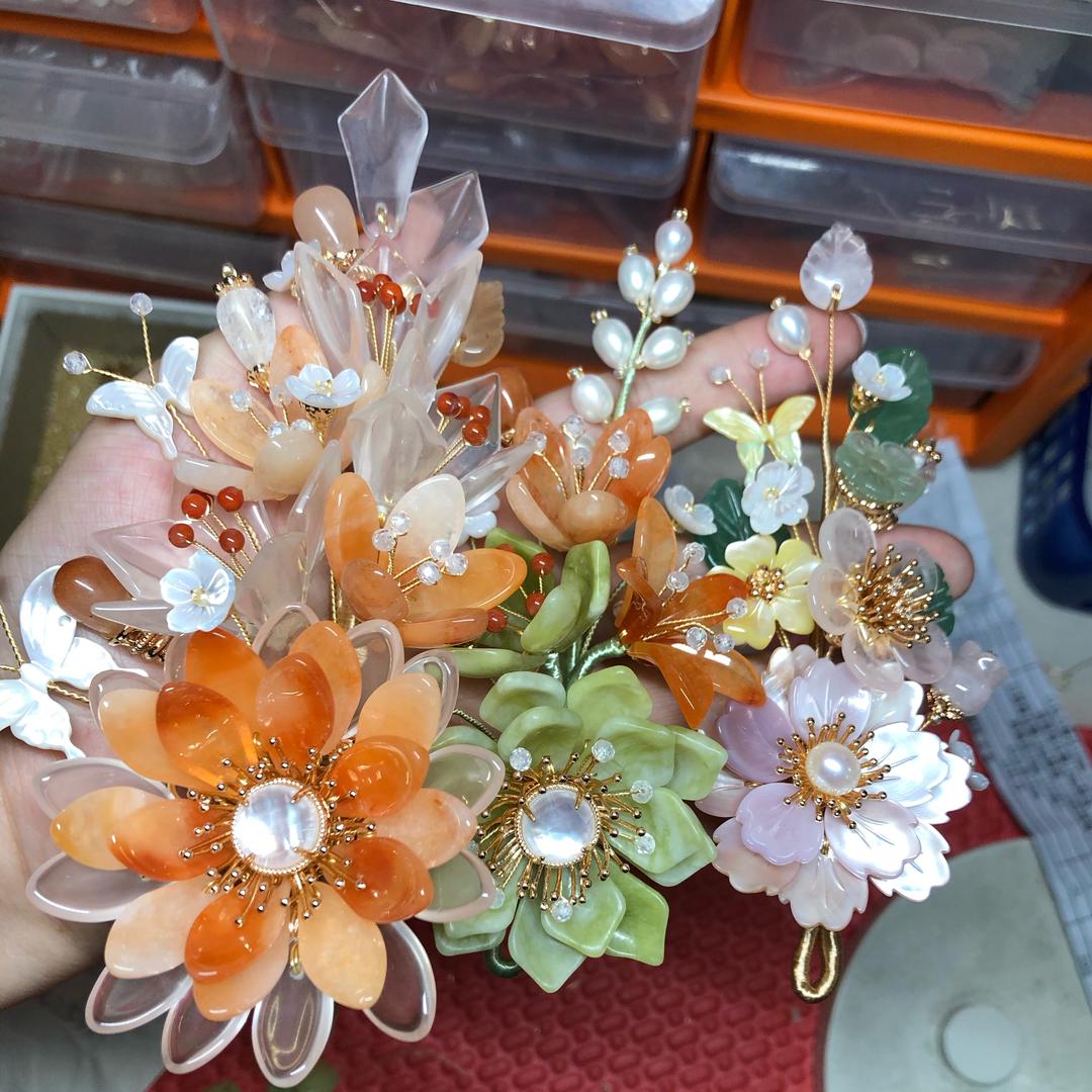 金风细雨（玉簪花）