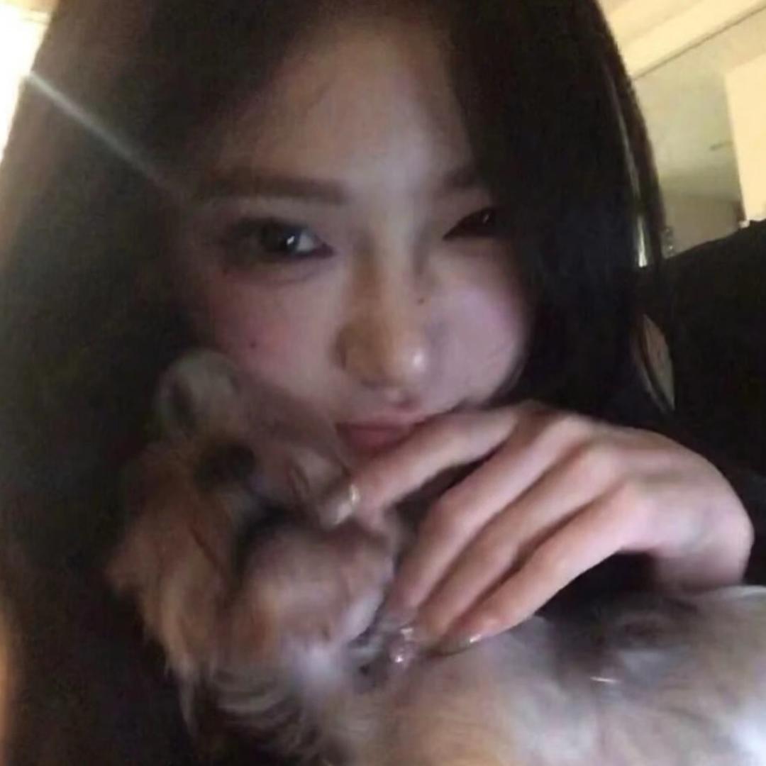 小玟O泡