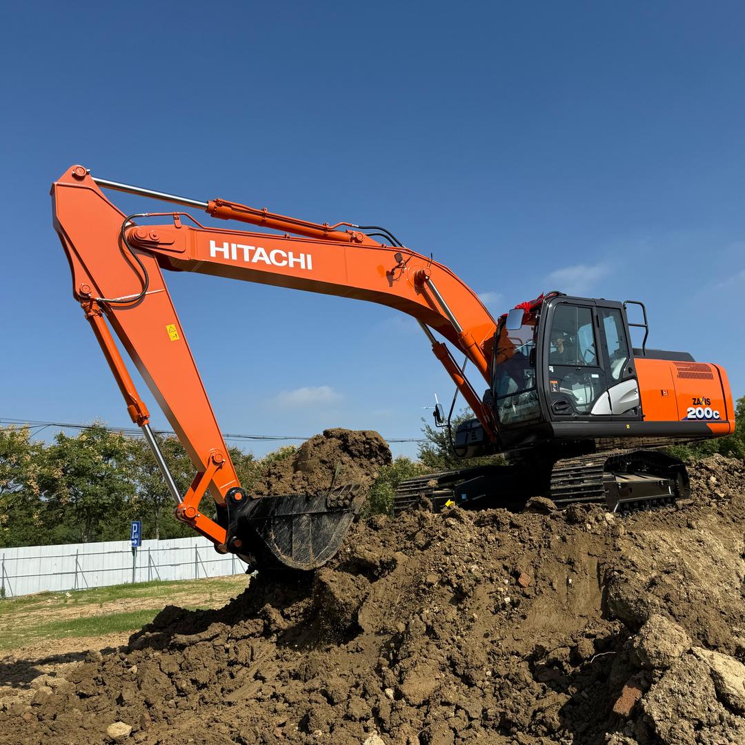 无锡盛泰 李锡江（日立）