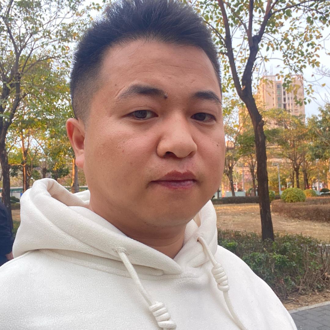 芮凡°
