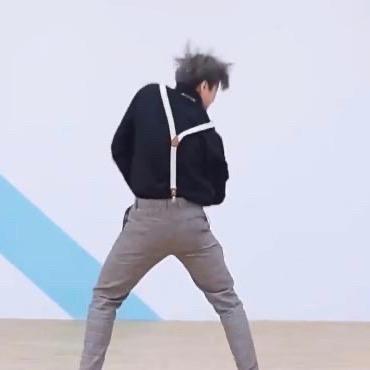 瑞吉尔