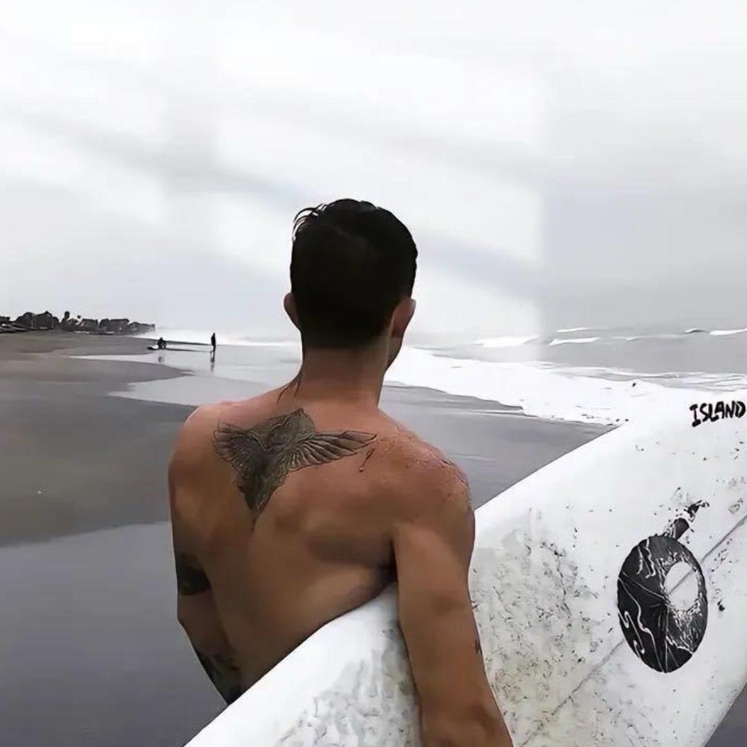 游泳慈.