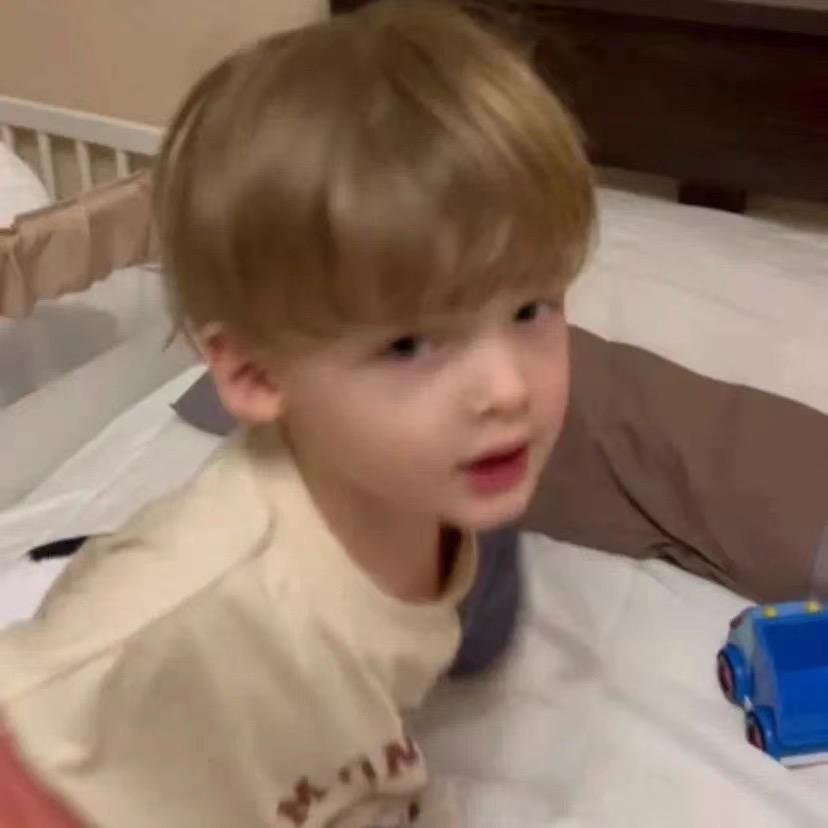苦瓜少年