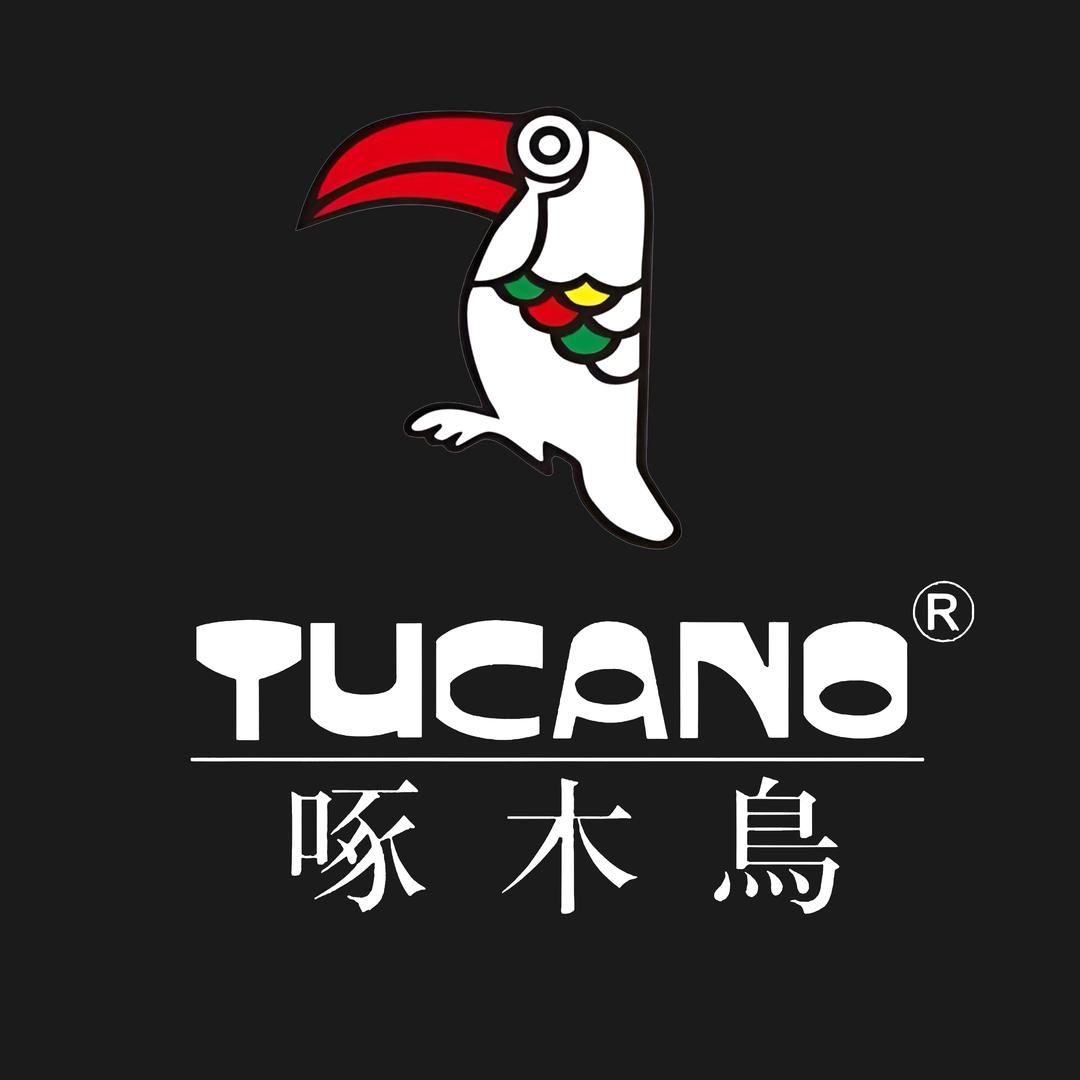 啄木鳥优选一号仓男装专卖店