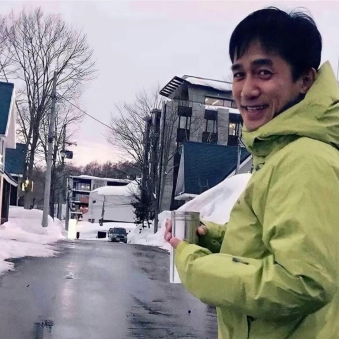 鄧 思 维.