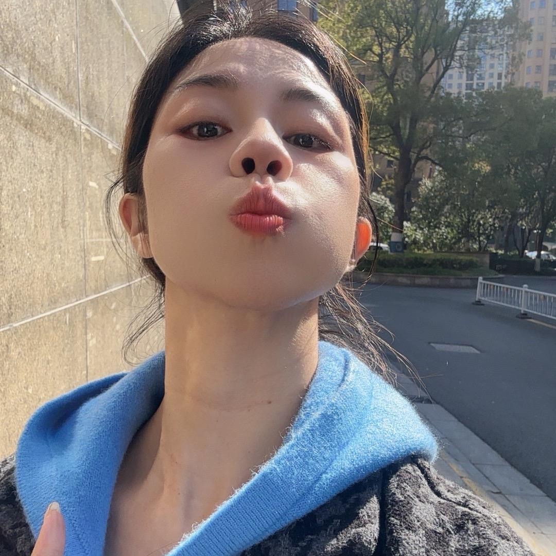 静静(二胎生完啦)