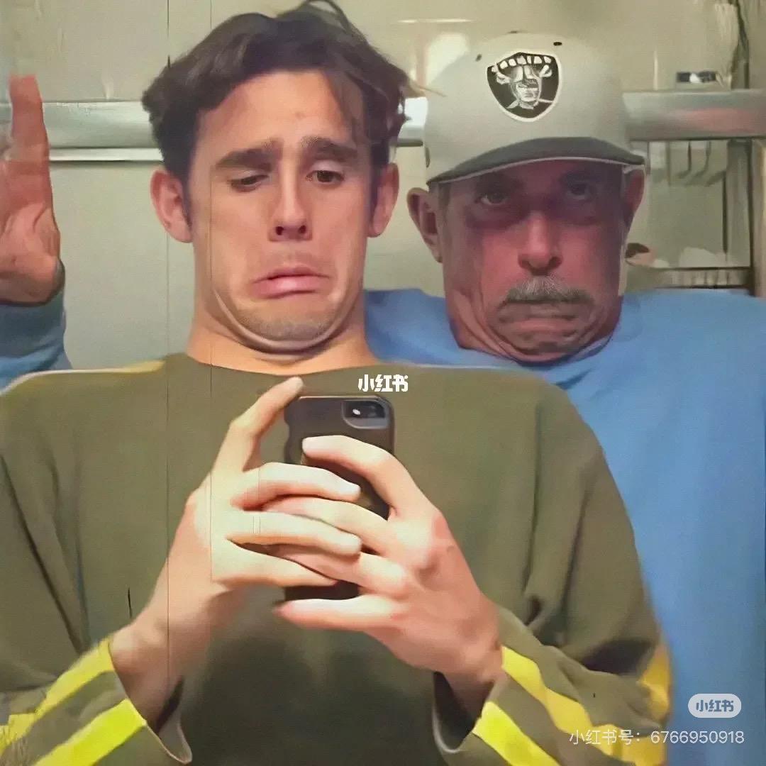 强迫壮壮妈暴打胡图图