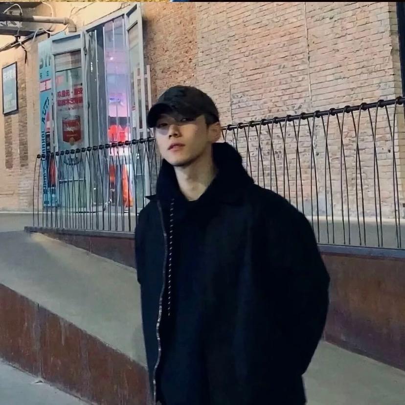 不当恋爱脑.