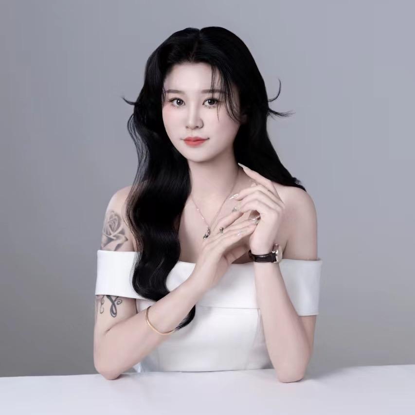 00后的小姐姐