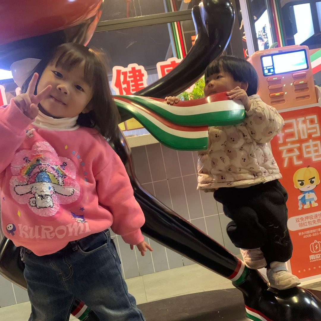 爱睡懒觉的姑凉