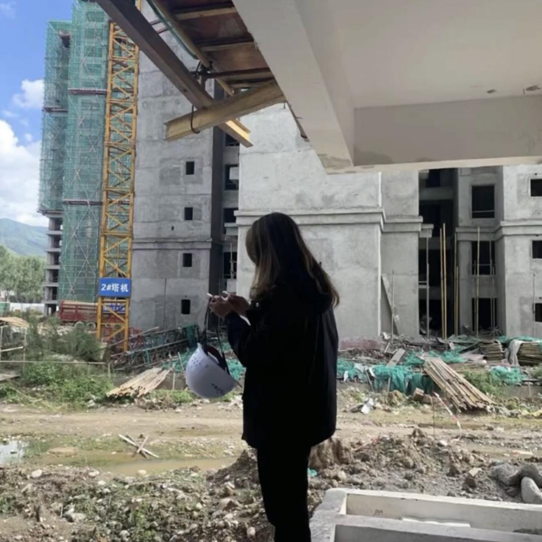 巨能峰汇小吴信息咨询