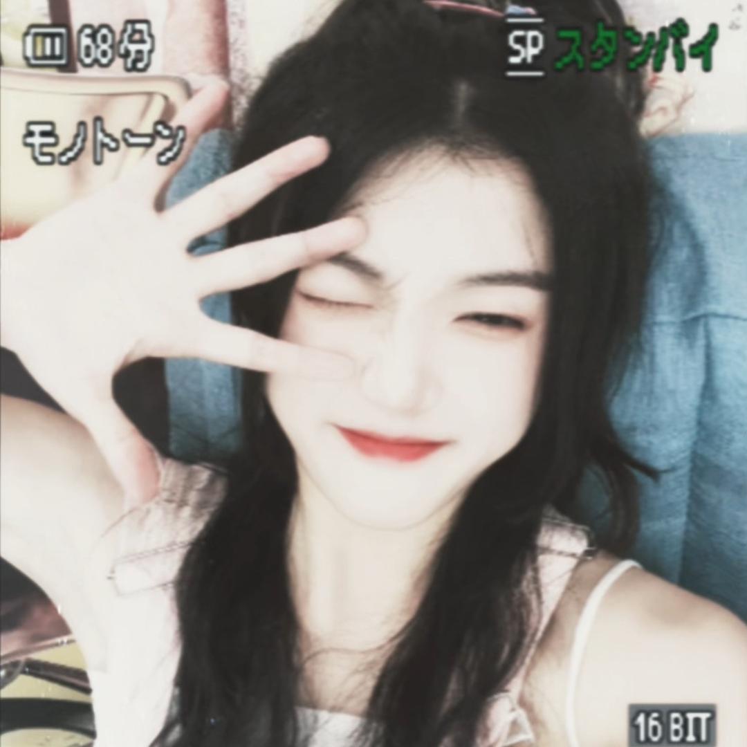 芒果🥭（冷艳美女🌹）