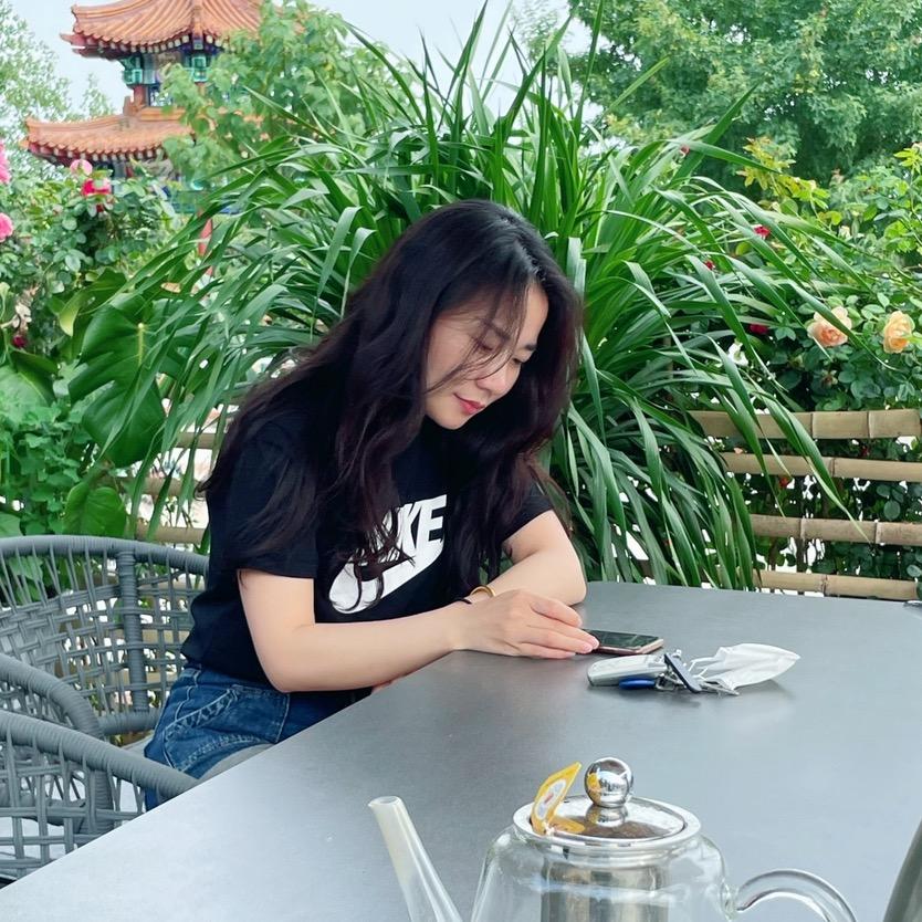小李同学*