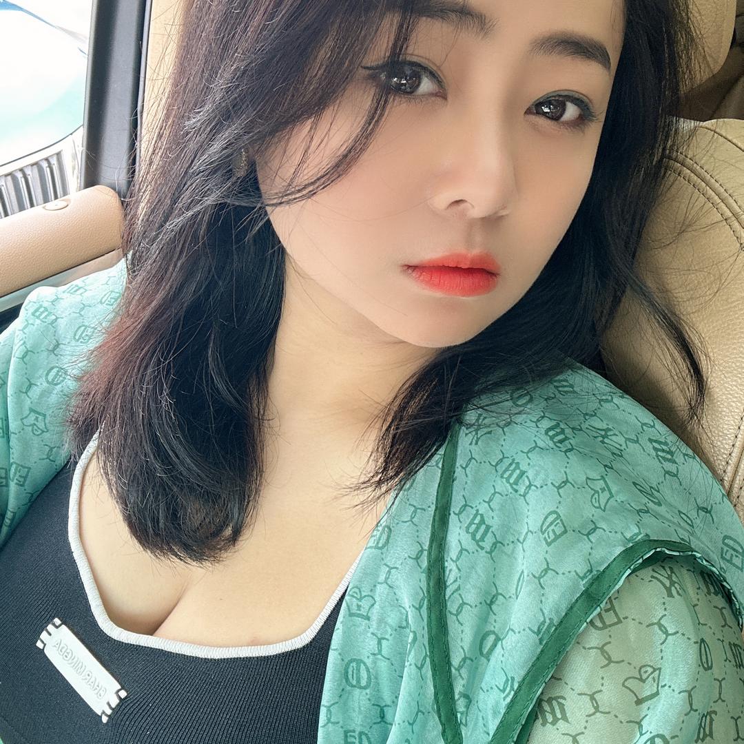 南充包包妹 💫小甜甜是我女神