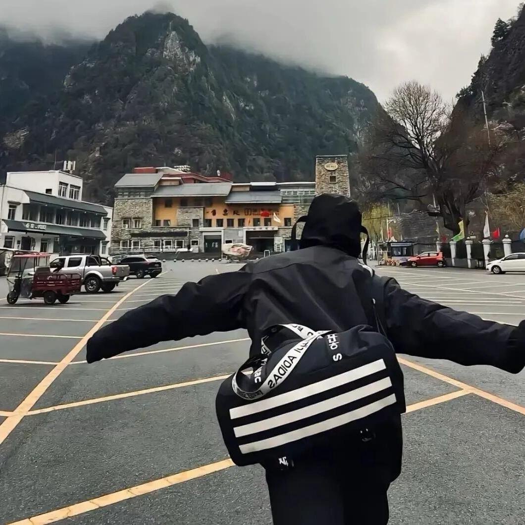 7 ㅤ ㅤ ㅤㅤ