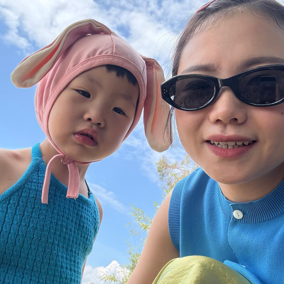 泸州蛋白烫发纤荣妹妹