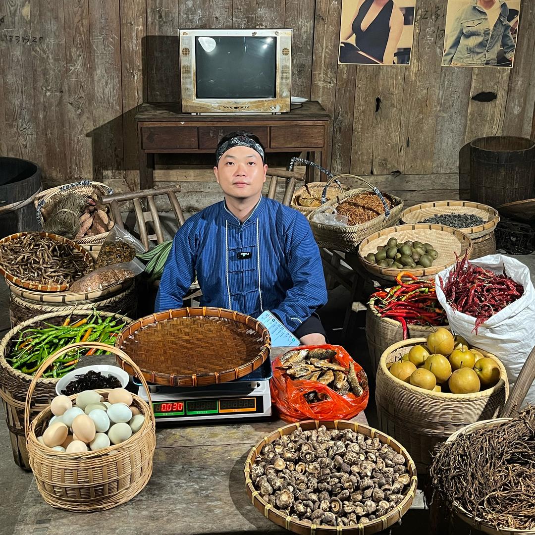 上官走乡村