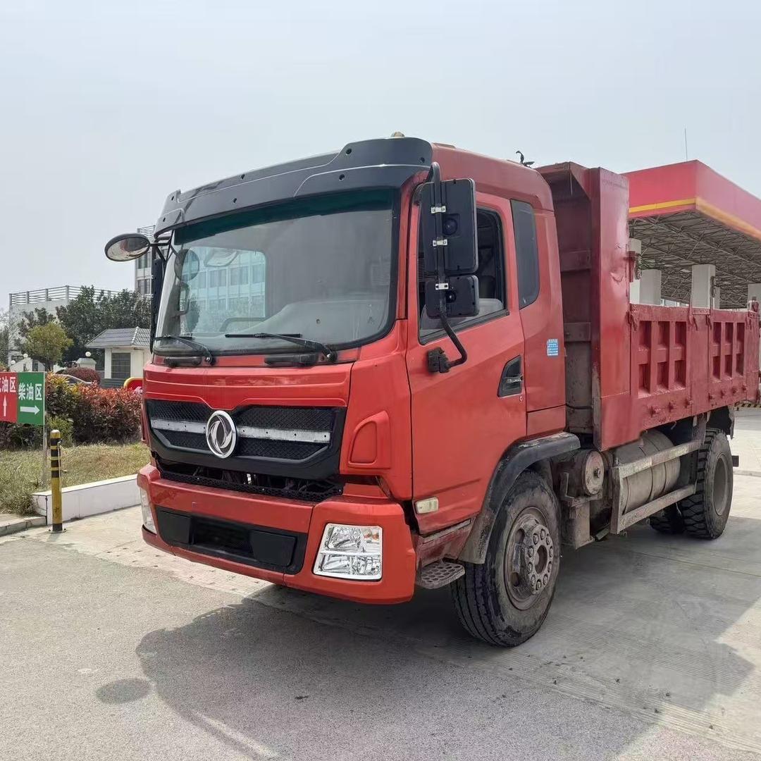 茸顺货车