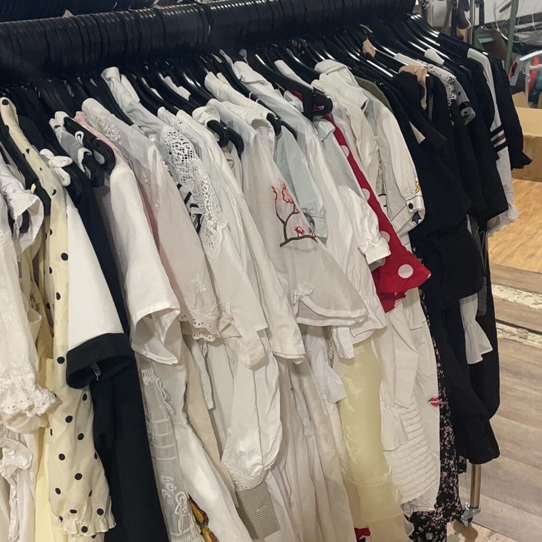 鹤鹤女装批发