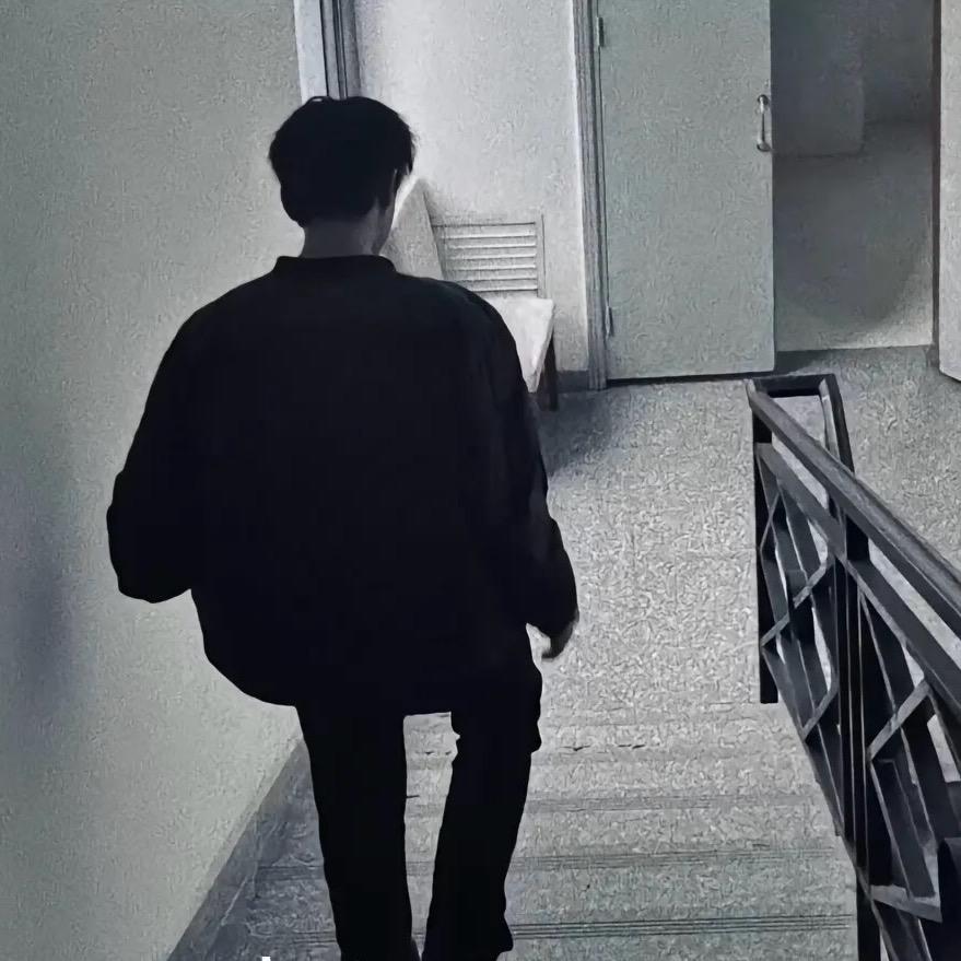 念旧的男人＿