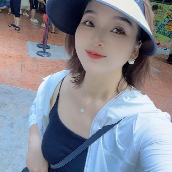 仙桃女装品华姐