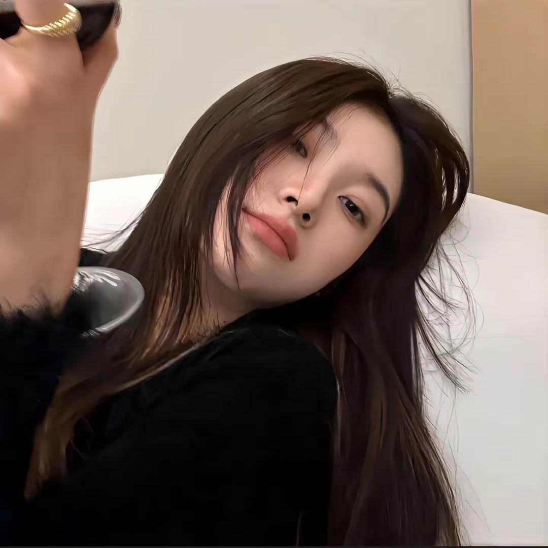玊