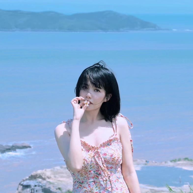 这蜘蛛也太乐观了吧