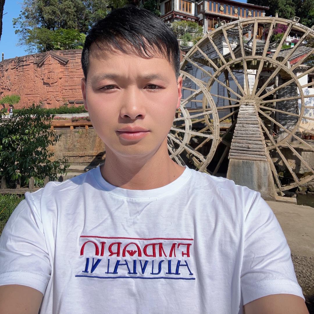 小弟弟