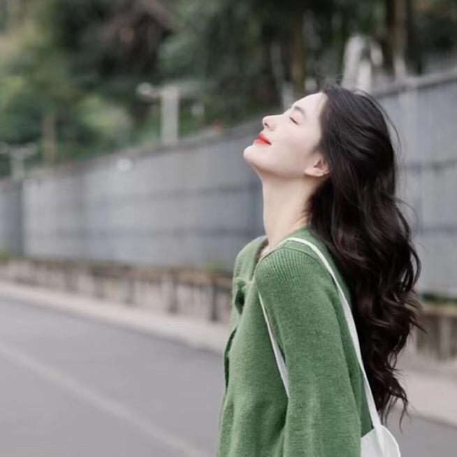 李子树下的梨子