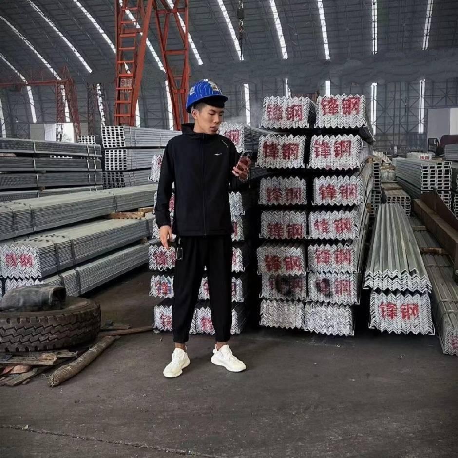 唐山锋钢专业镀锌拆散王晨