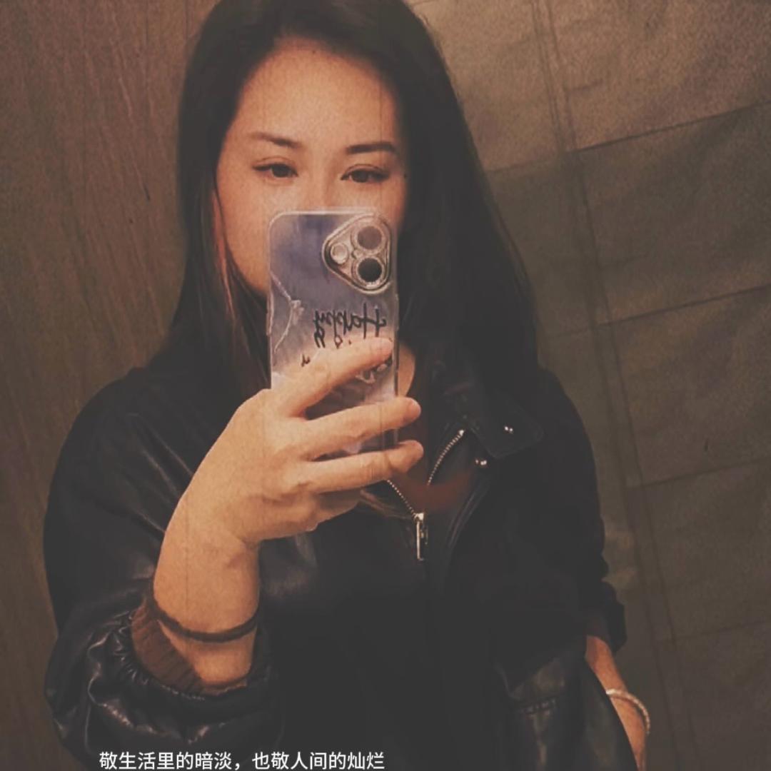 Miss1🐍    进橱窗