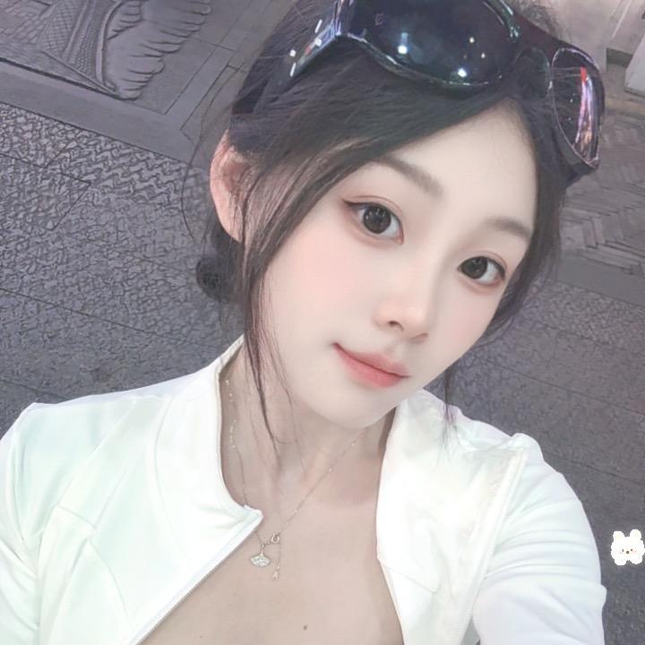 丽丽🙈。