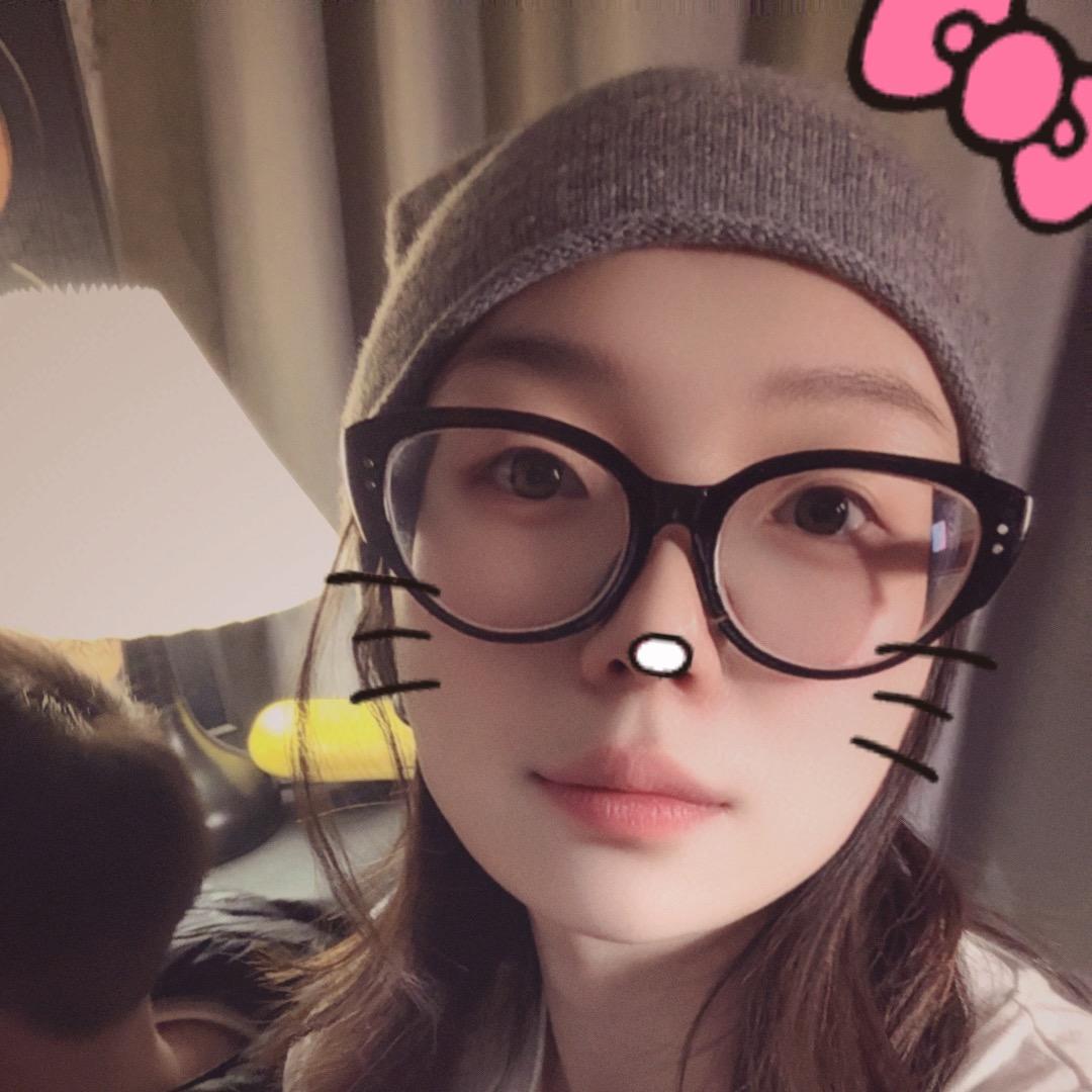 爱生活的晨晨妮