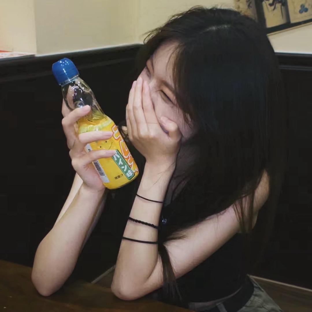 婷子.