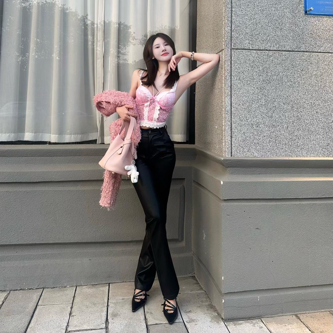 嗲嗲～纯情美女