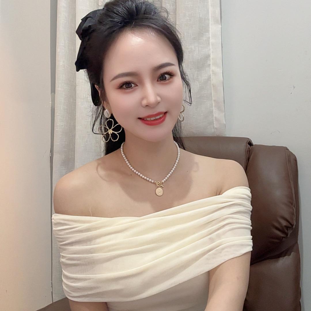藏缘姑娘