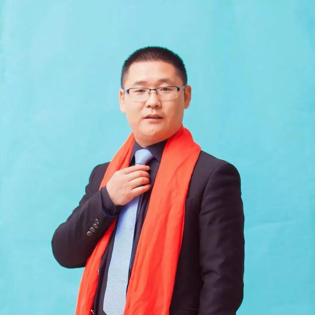 黑皮哥侃房