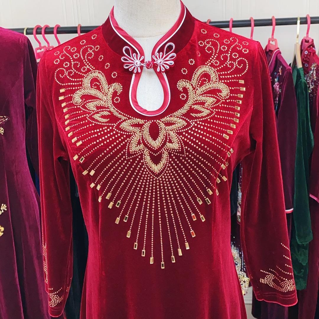 妮凯盈服饰商行