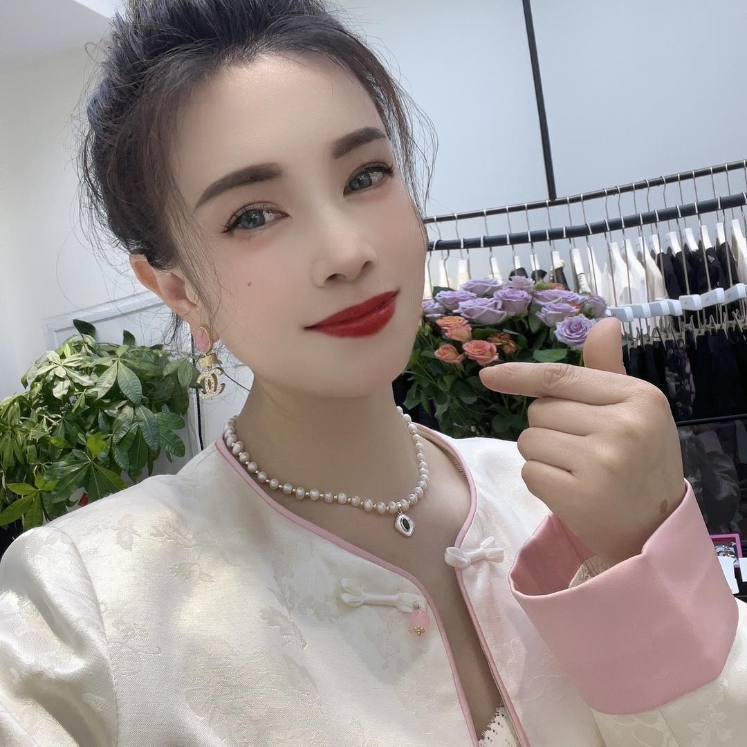 🎖️英子🎖️
